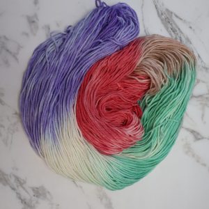 🌞 Tan Lines & Tie-Dye