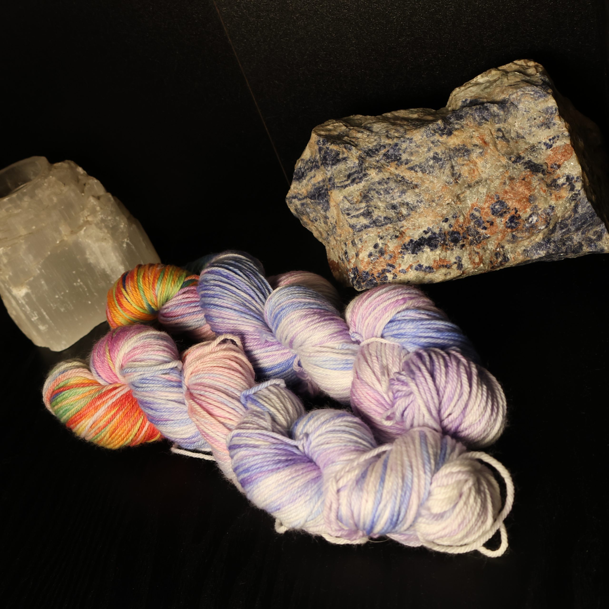 🦄🍬💨 Bubblegum Unicorn Farts — Neon Beastie Carnival on Platinum DK 100g - Image 2