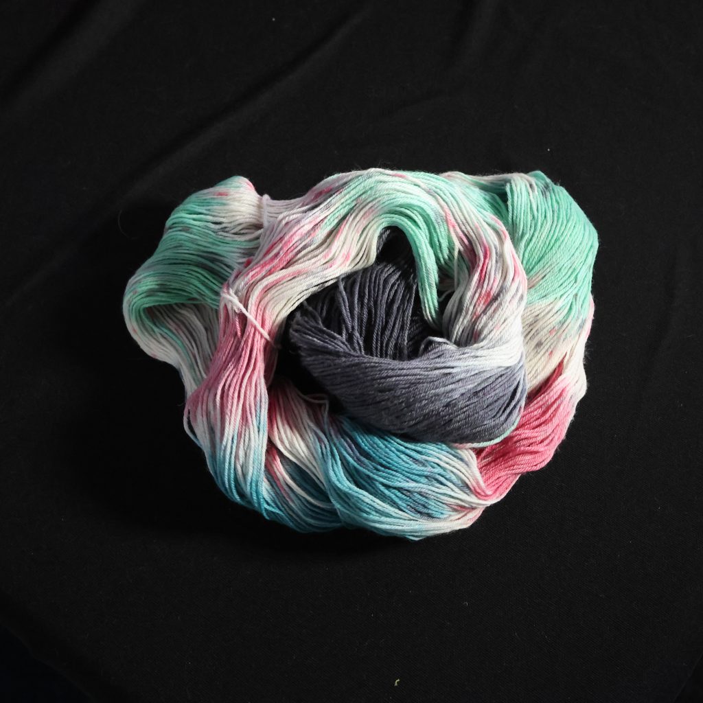 🪆🖤 Playtime's Over- 75% Superwash Merino 25% Nylon Sock - 100g