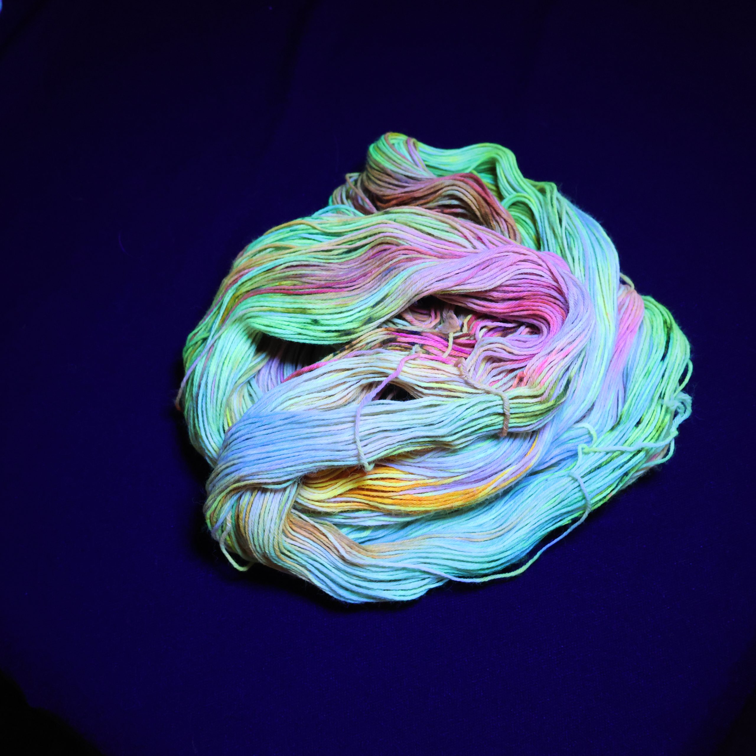 🐉🍜 Neon Noodle Dragon - 75% Superwash Merino 25% Nylon Sock - 100g