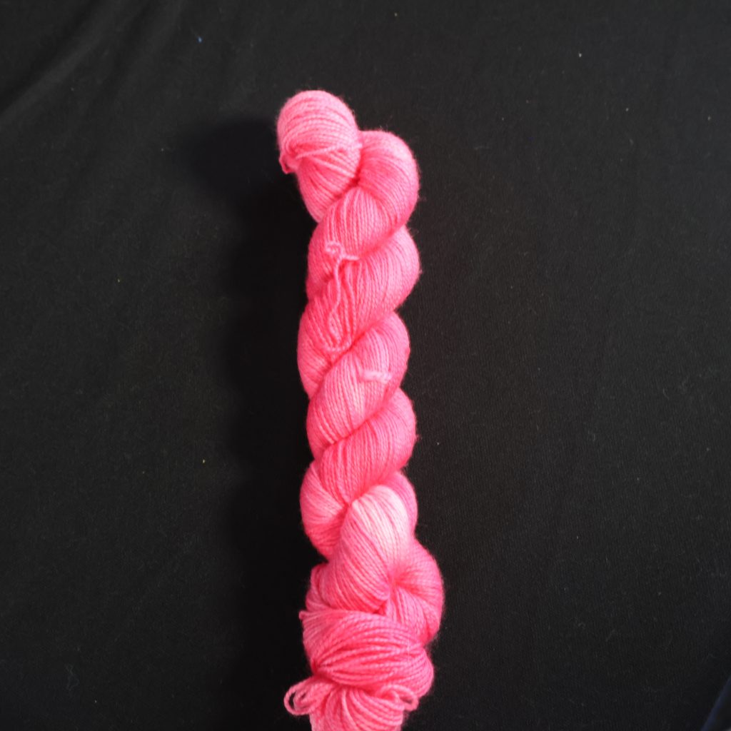❤️ Scarlet Semi-Solid - 75% Superwash Merino 25% Nylon High Twist Sock - 50g