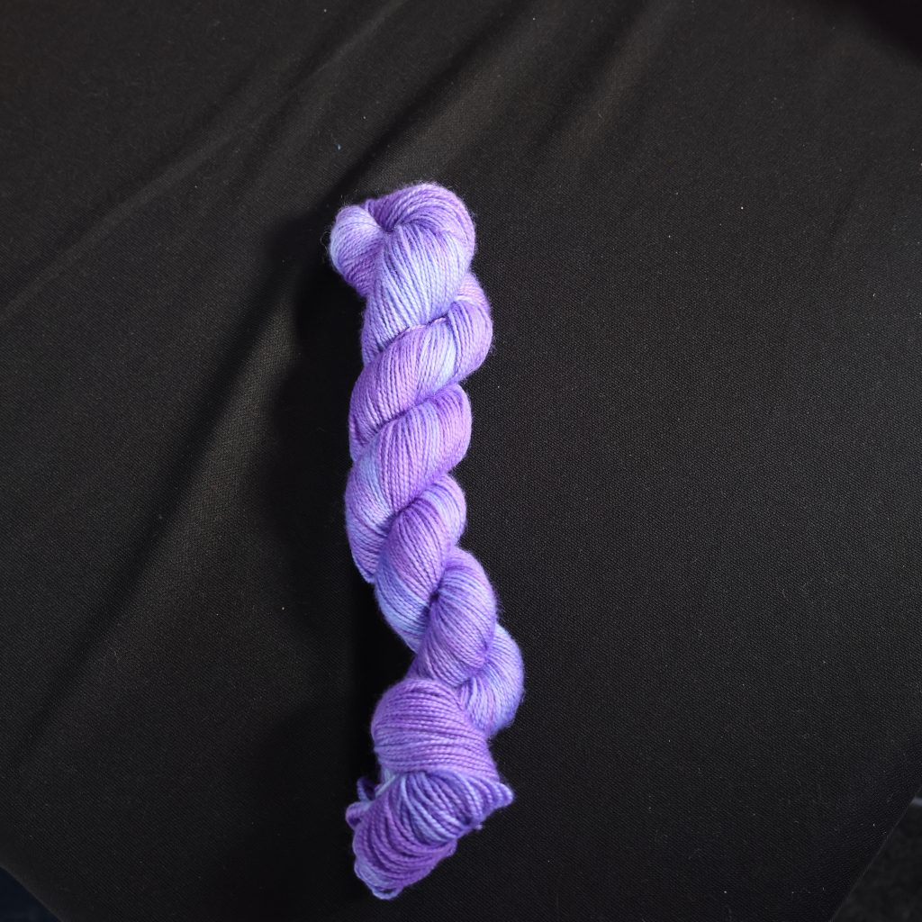 💜 Deep Violet Semi-Solid- 75% Superwash Merino 25% Nylon High Twist Sock - 50g