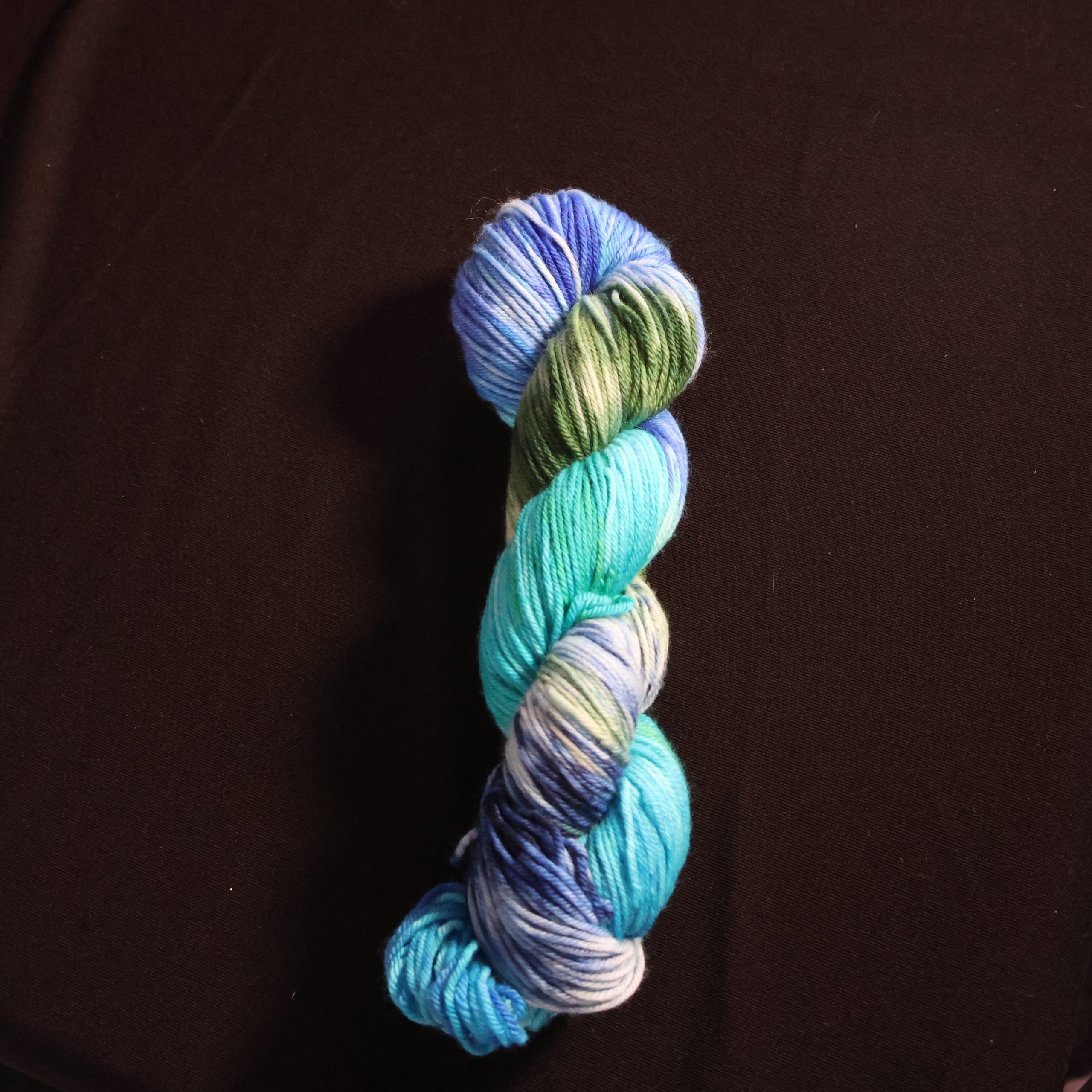πΏπ§ Mossy Spring - 75% Superwash Merino 25% Nylon DK - 100g - Image 2