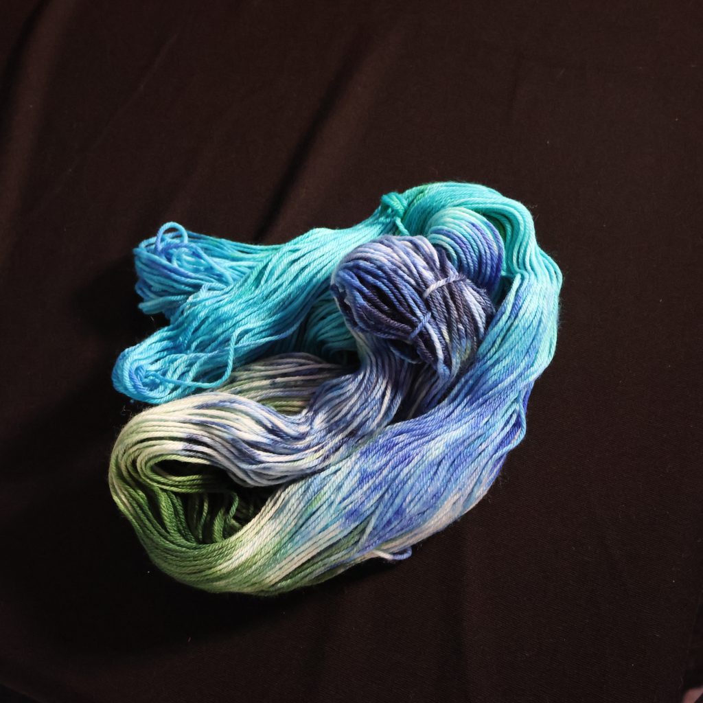 🌿💧 Mossy Spring - 75% Superwash Merino 25% Nylon DK - 100g