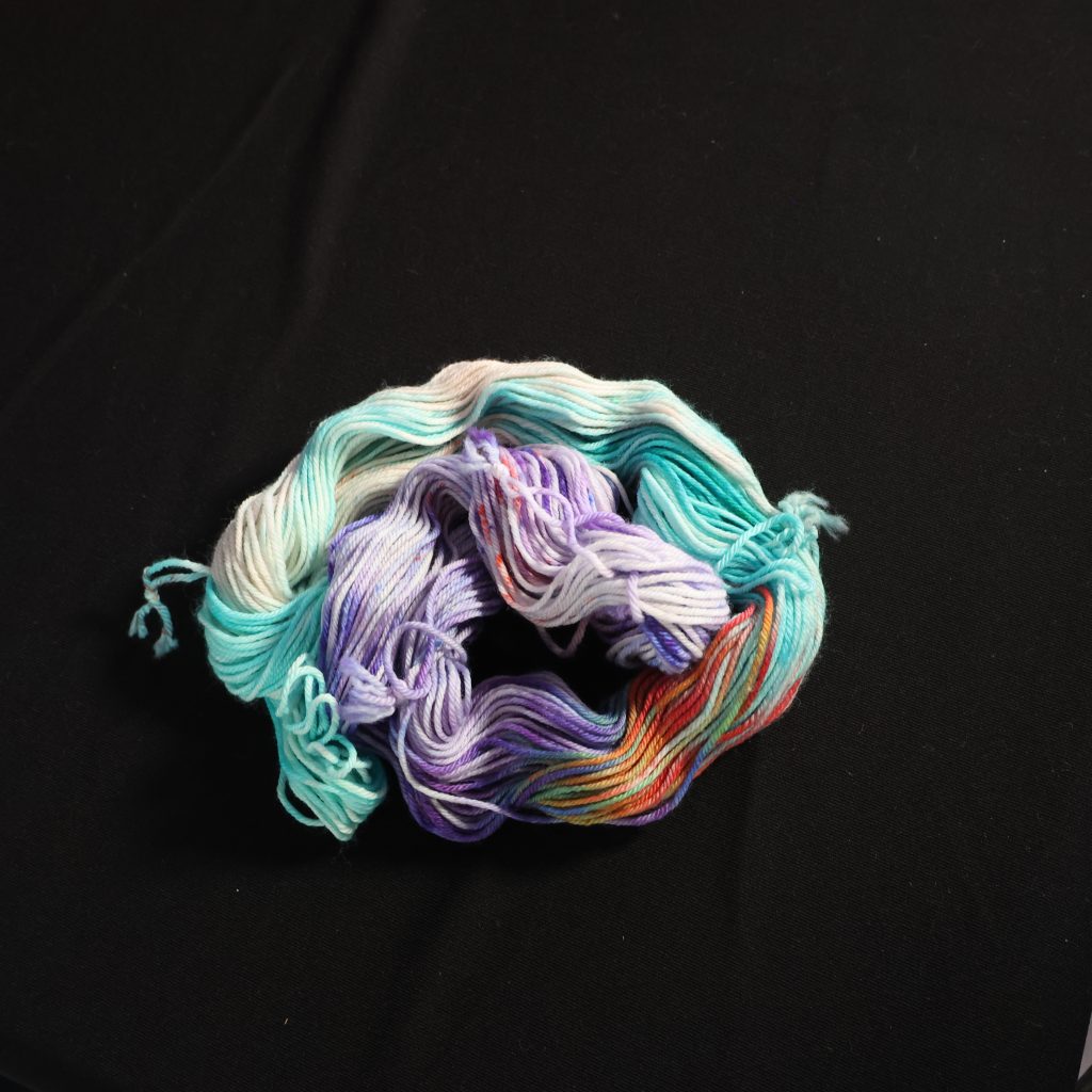 🧜‍♀️🐚 Prism Shell Siren-75% Superwash Merino 25% Nylon DK - 50g