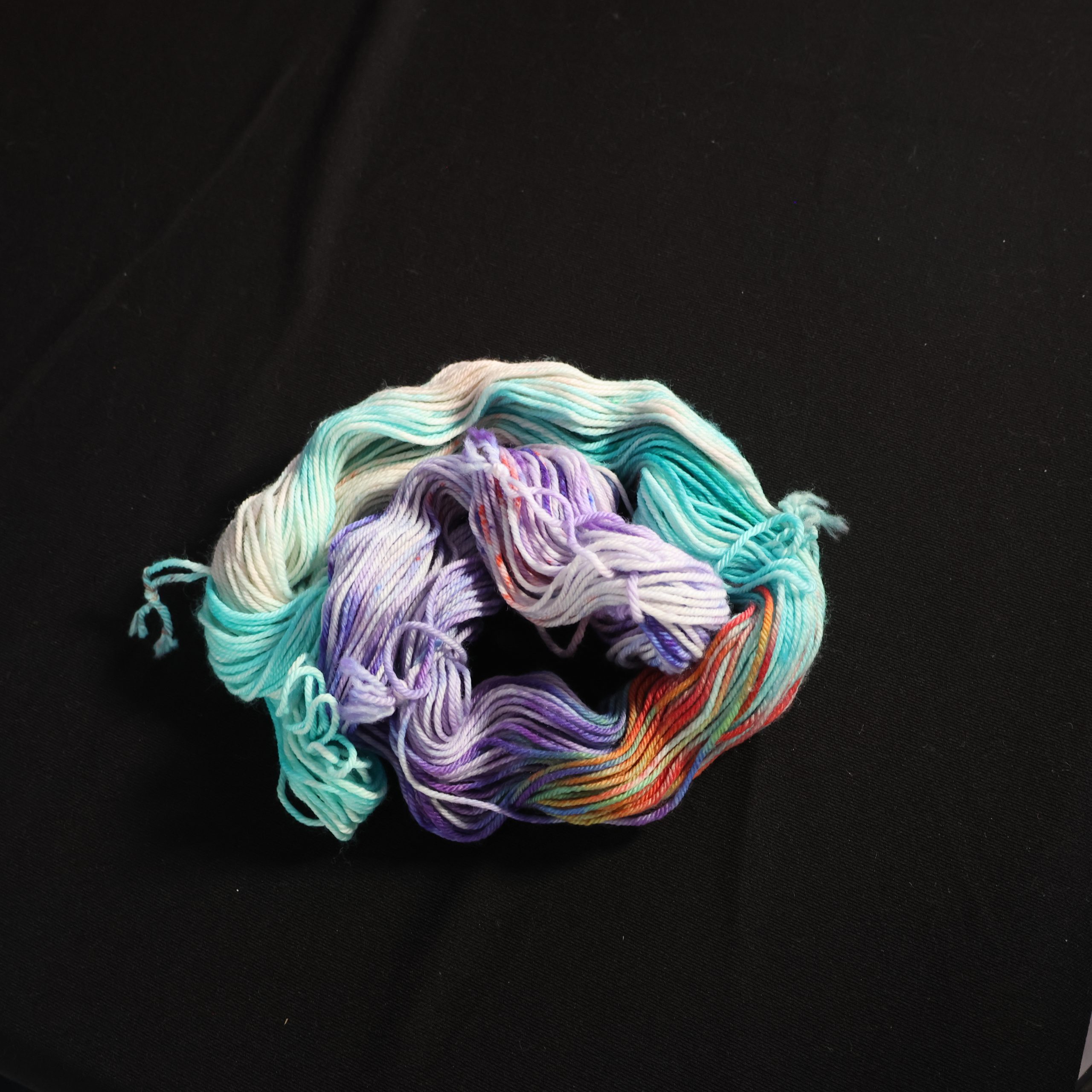 🧜♀️🐚 Prism Shell Siren-75% Superwash Merino 25% Nylon DK - 50g