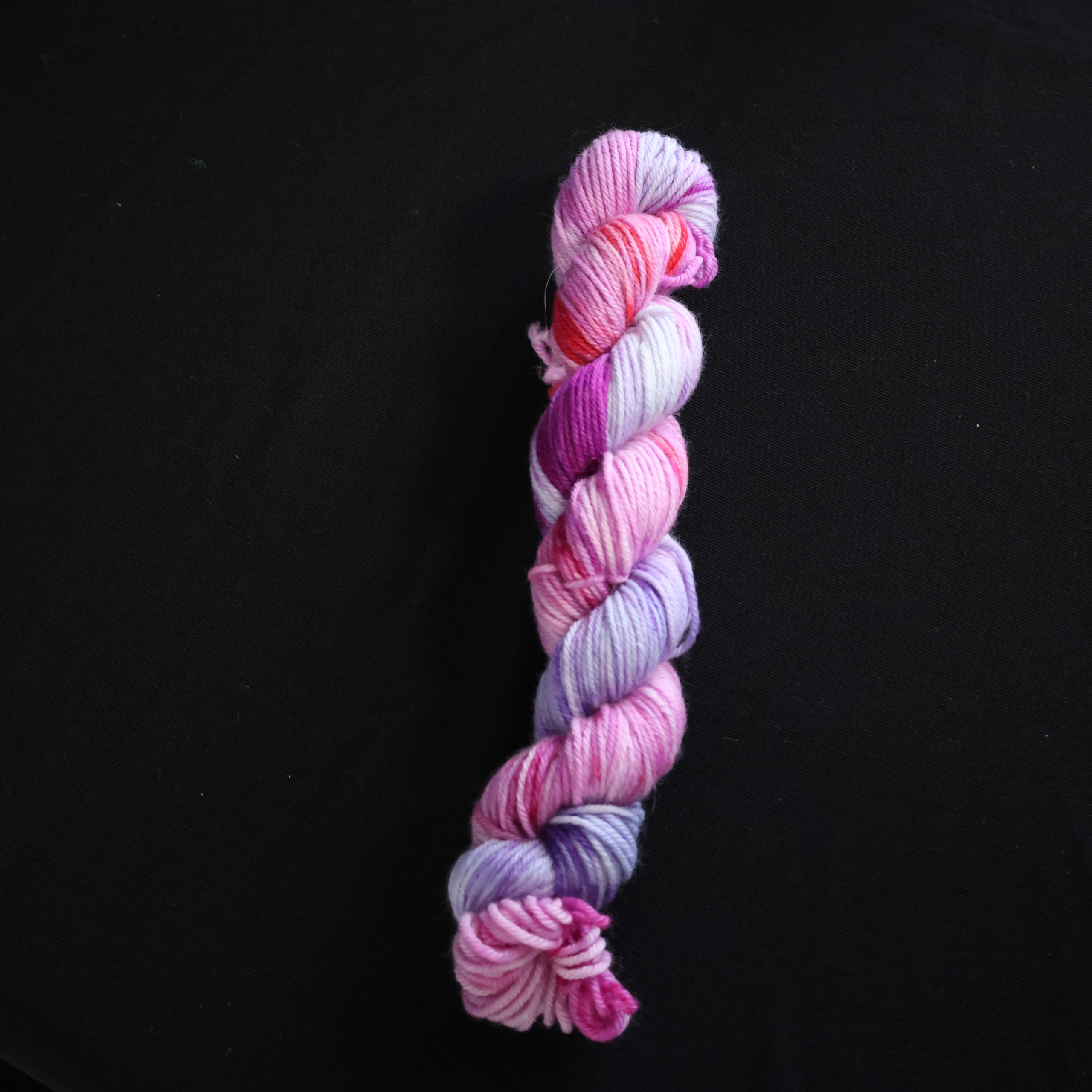 π«π Smushed Berries -100% Superwash Merino DK - 100g - Image 2