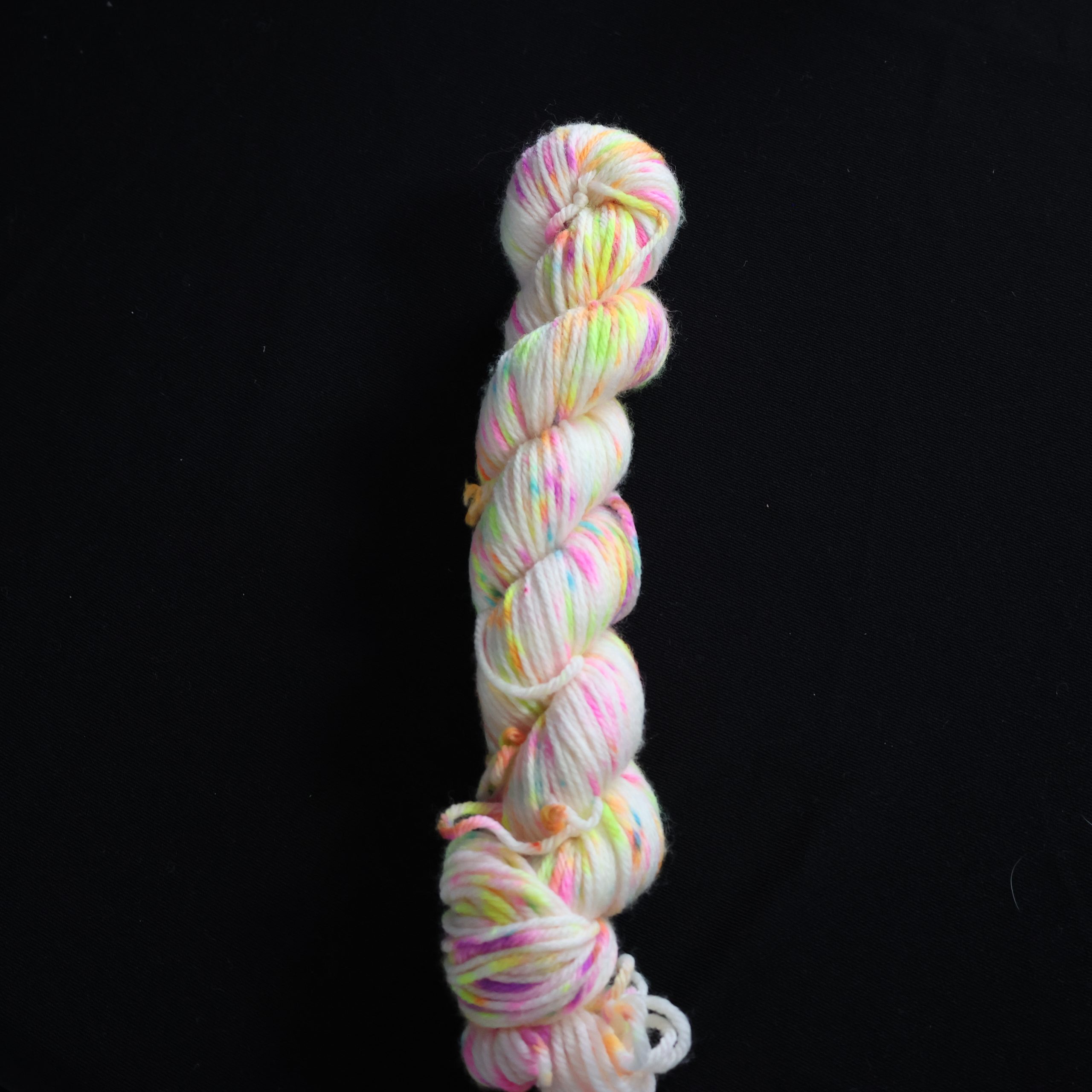 ✨🌈 Opalescence - 100% Superwash Merino DK - 100g - Image 3