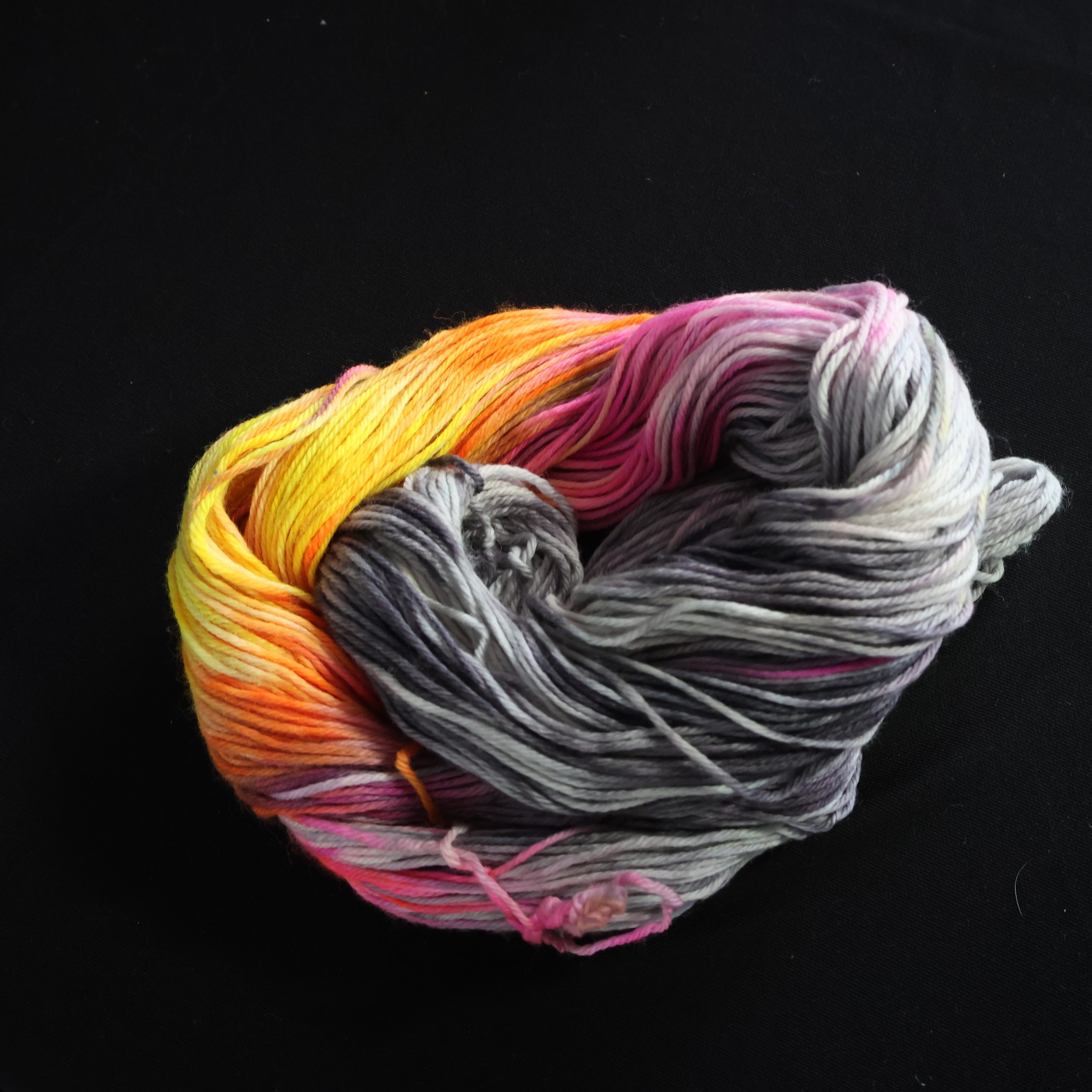 π₯π¦ Electric Phoenix Pop-100% Superwash Merino DK - 100g - Image 2